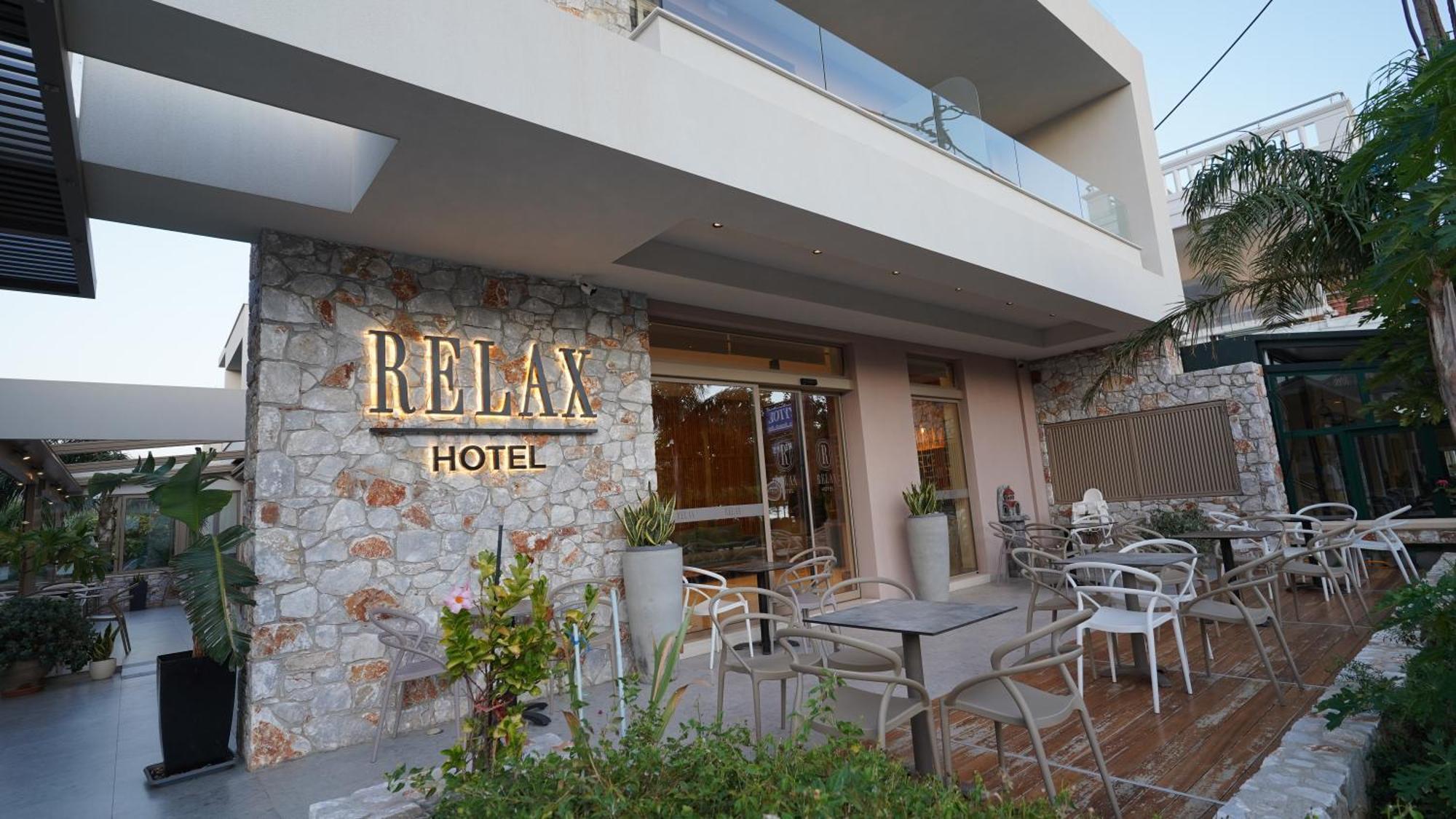 Relax Hotel Палеохора Экстерьер фото