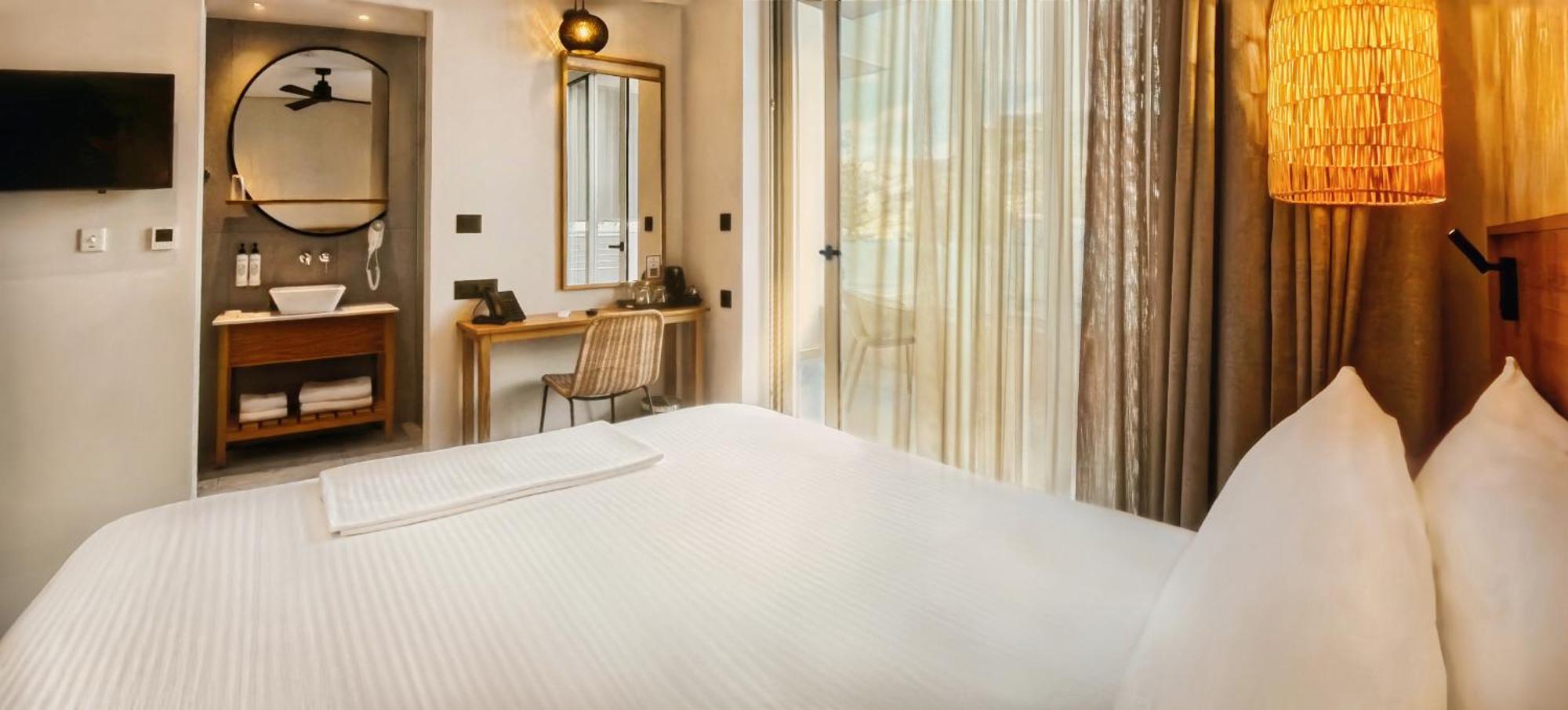 Relax Hotel Палеохора Экстерьер фото